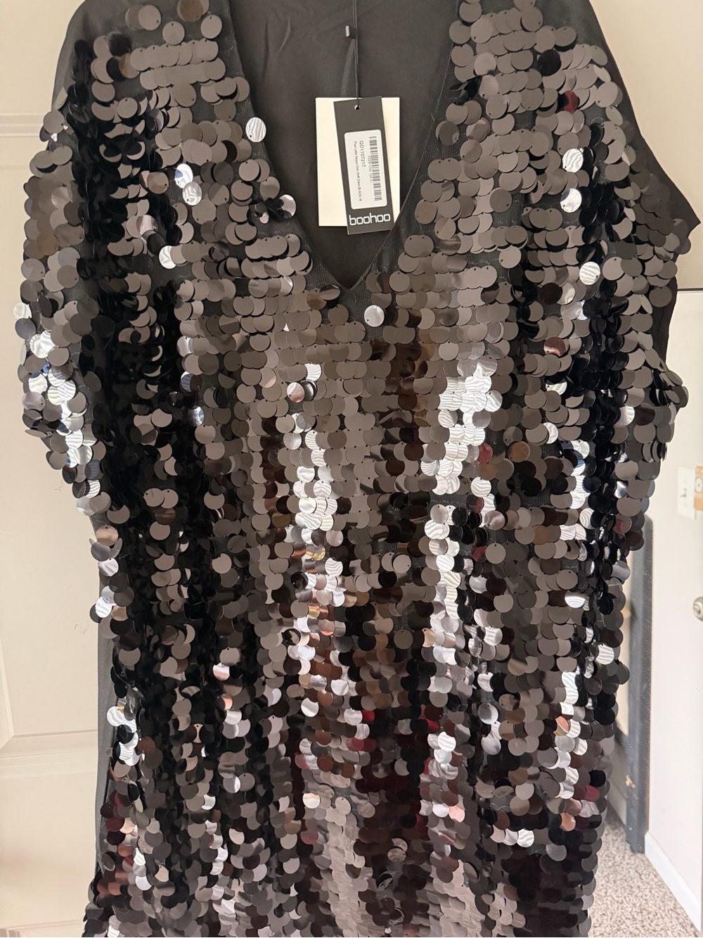 Boohoo Black Sequin V-Neck Party Dress